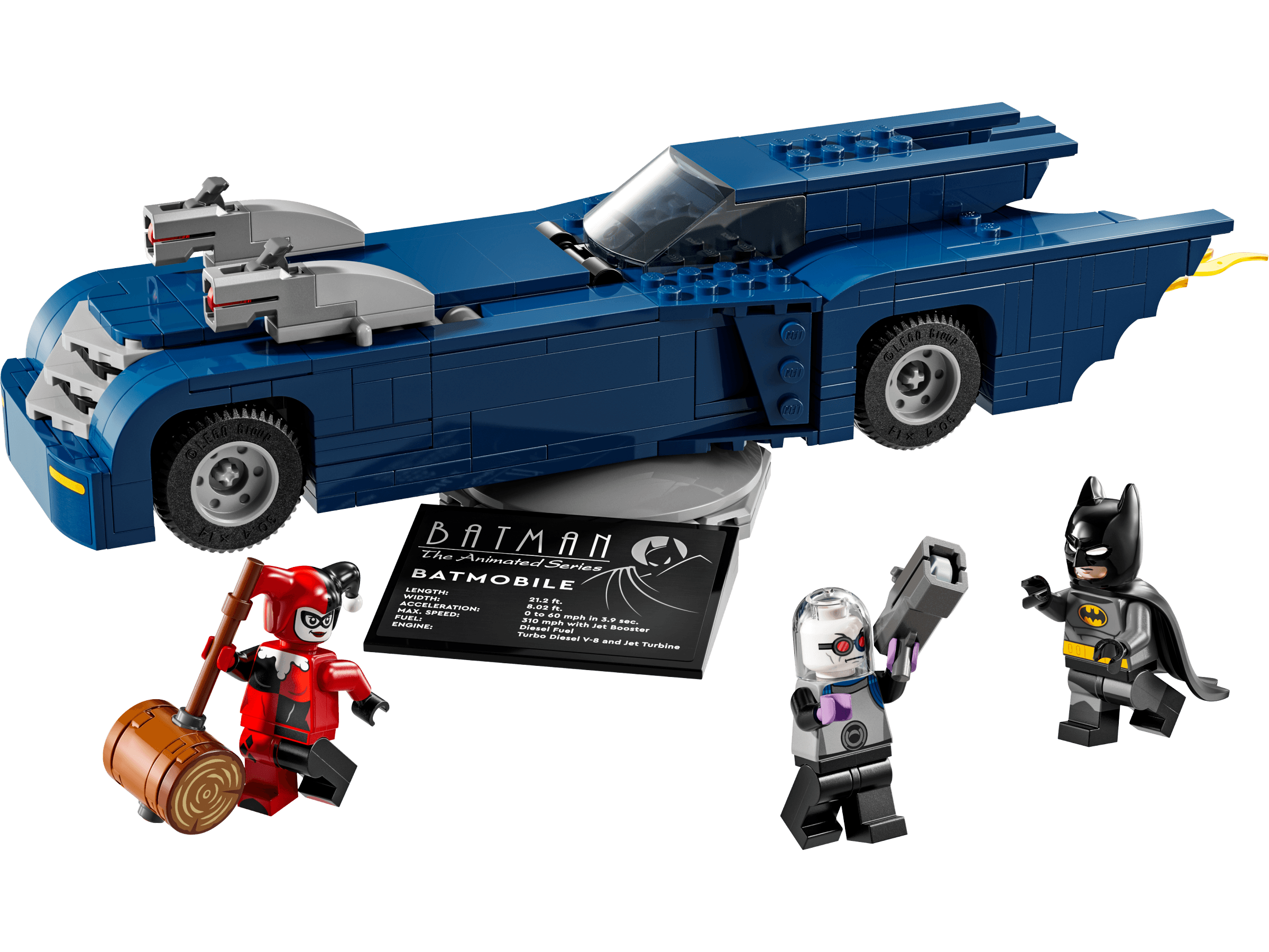 Batman with the Batmobile vs Harley Quinn and Mr. Freeze